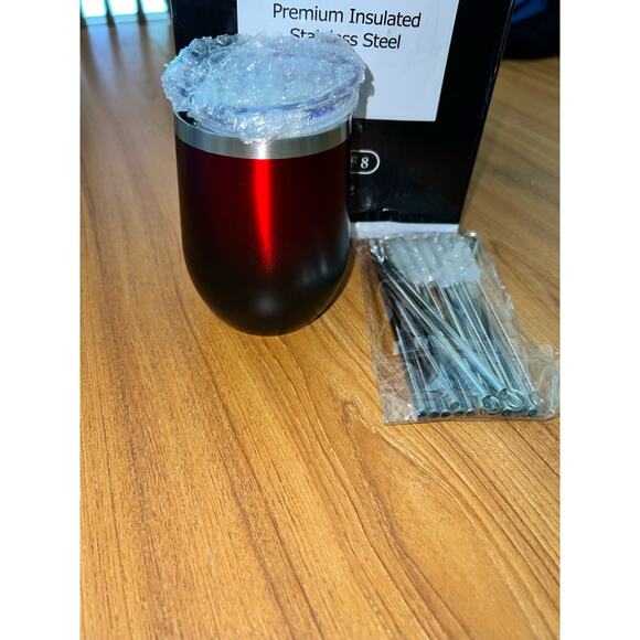 8 pack of 12oz ombré red wine tumblers w/lids and metal straws. - Picture 4 of 6